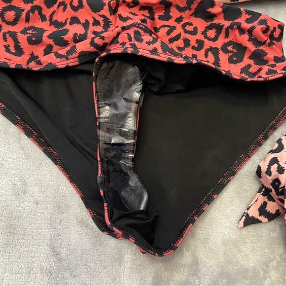 New! Beach Riot Rae leopard cutout side tie one piece swimsuit 24387 - Picture 9 of 12